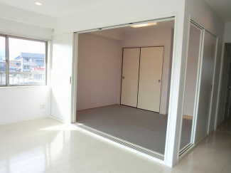 新居浜市坂井町２丁目のマンションの画像