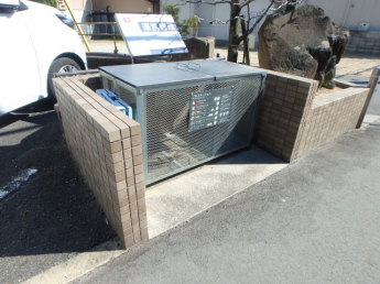 ゴミ置き場