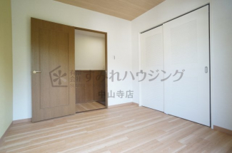 【寝室】