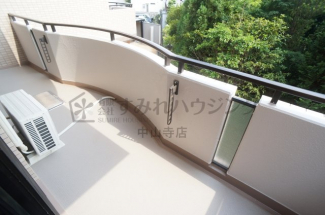 【バルコニー】