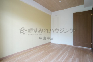 【寝室】