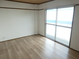 【寝室】