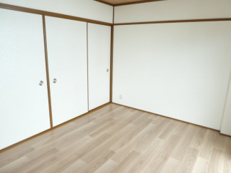 【寝室】