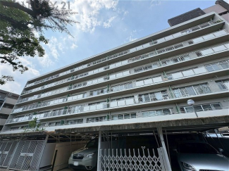 鉄筋コンクリート造7階建て