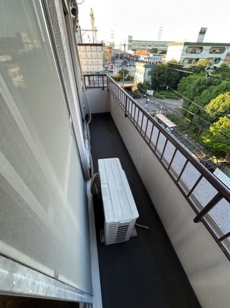 【バルコニー】