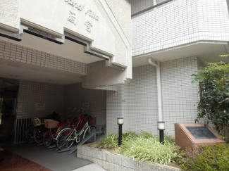 【エントランス】