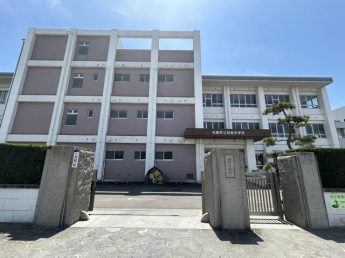 松前中学校まで800m