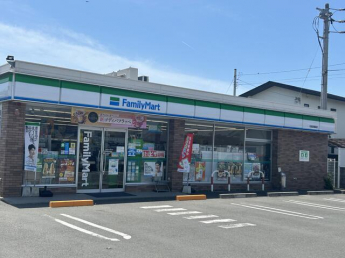 ファミリーマート松前役場前店まで800m