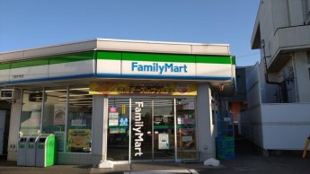 ファミリーマート三島中央店まで395m