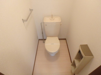 シンプルで使いやすいトイレです