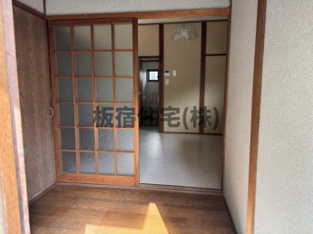 車字霜ノ下貸家の画像