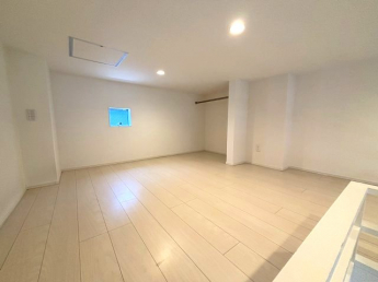 【寝室】