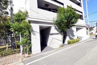 【エントランス】