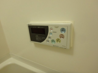 給湯リモコンです