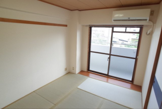 【寝室】