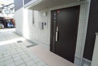 【エントランス】
