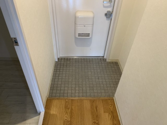 【玄関】