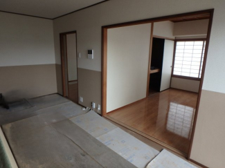【居間・リビング】