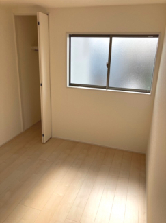 洋室約6.0帖（北側）