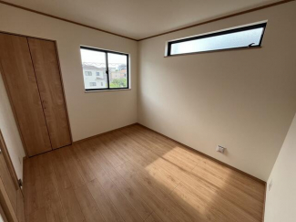 ２階５．２５帖洋室　弊社施工例