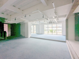2階店舗部分