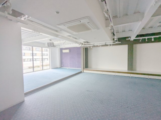 2階店舗部分