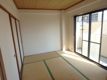 和室がひろがる居住スペース