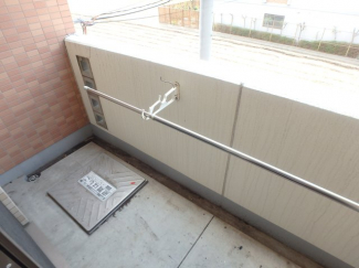 陽当たり良好なバルコニーです