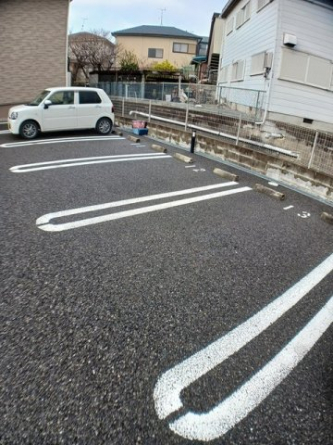 【駐車場】