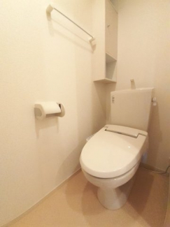 シンプルで使いやすいトイレです