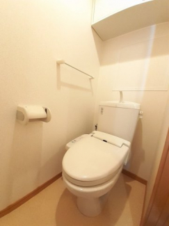 コンパクトで使いやすいトイレです