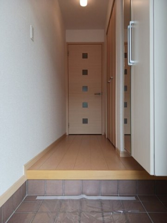 落ち着いた玄関です