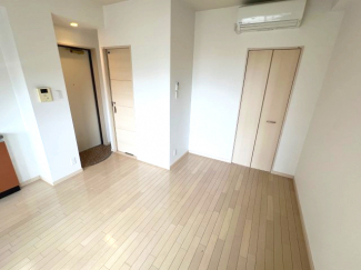 【寝室】
