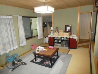 兵庫県加東市秋津の画像