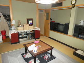兵庫県加東市秋津の画像