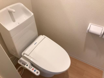 シャワー付トイレ