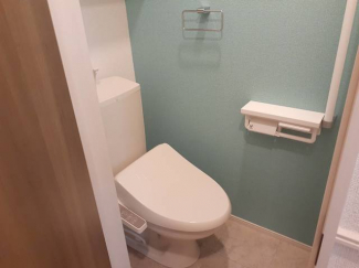 シンプルで使いやすいトイレです