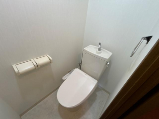 シャワー付トイレ