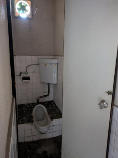 松山市中須賀３丁目の店舗一戸建ての画像