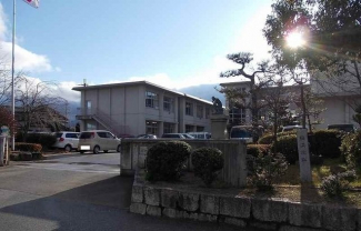 城南小学校まで780m