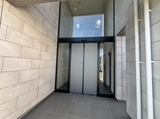 【エントランス】