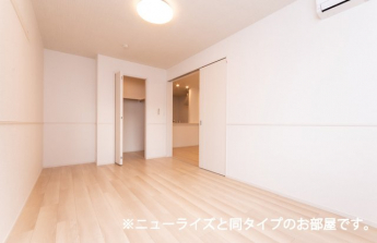 明るい色調の室内です