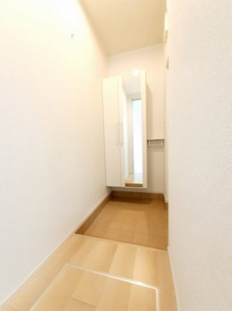 ゆったりとした玄関です