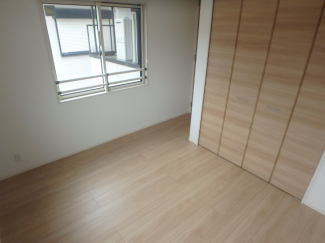 使い勝手のいい寝室です