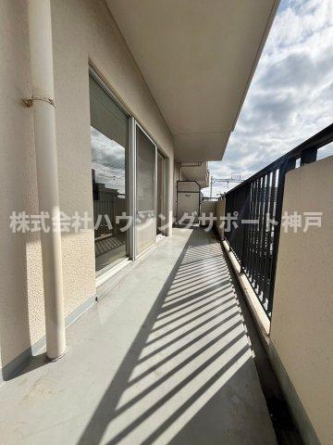 【バルコニー】