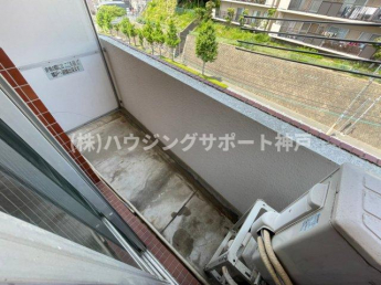 【バルコニー】