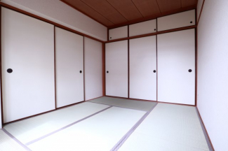 【寝室】