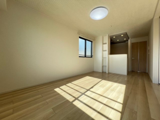 【居間・リビング】
