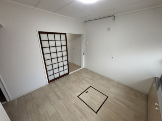 使い勝手のいい洋室です
