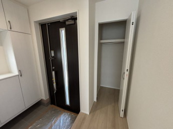 【玄関】
